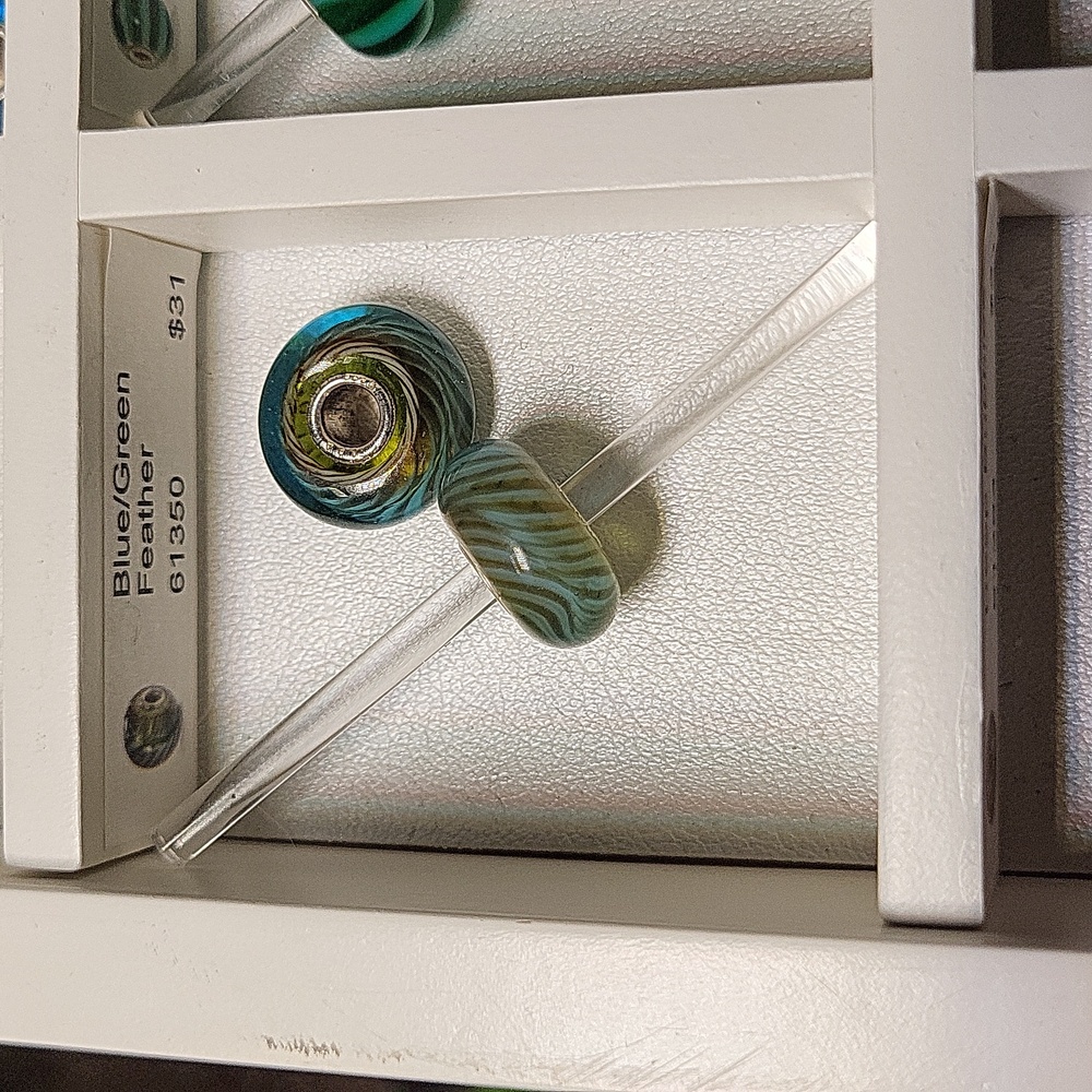 Trollbeads Blue Green Feather Bead